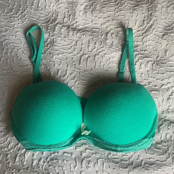 Bundle of 3 bras size 34D - Picture 4 of 13